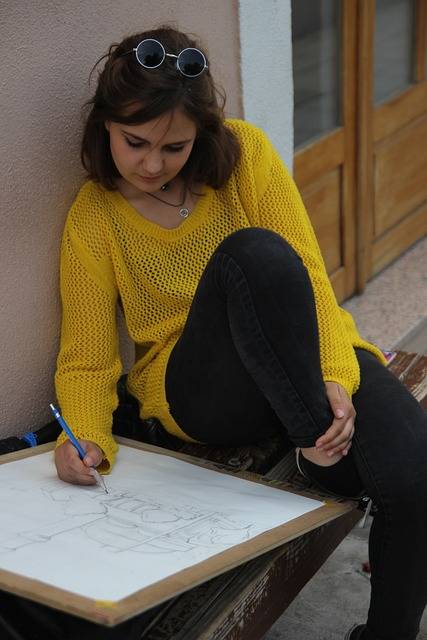  Architecture Student's Survival Guide: Overcoming Common Challenges