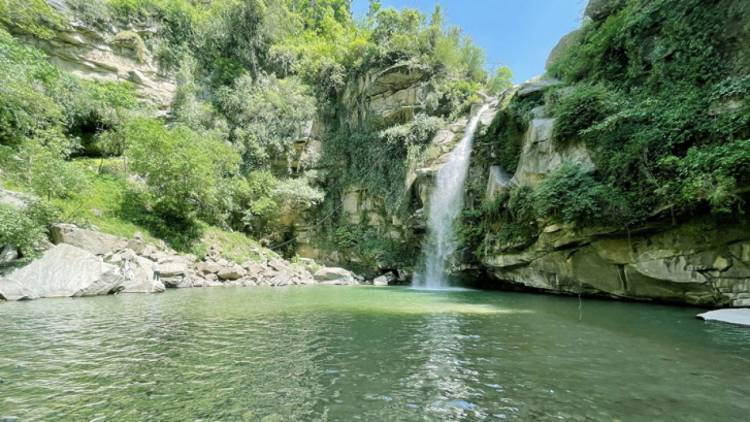 Waterfalls: Shingrai Waterfall in Swat valley Pakistan